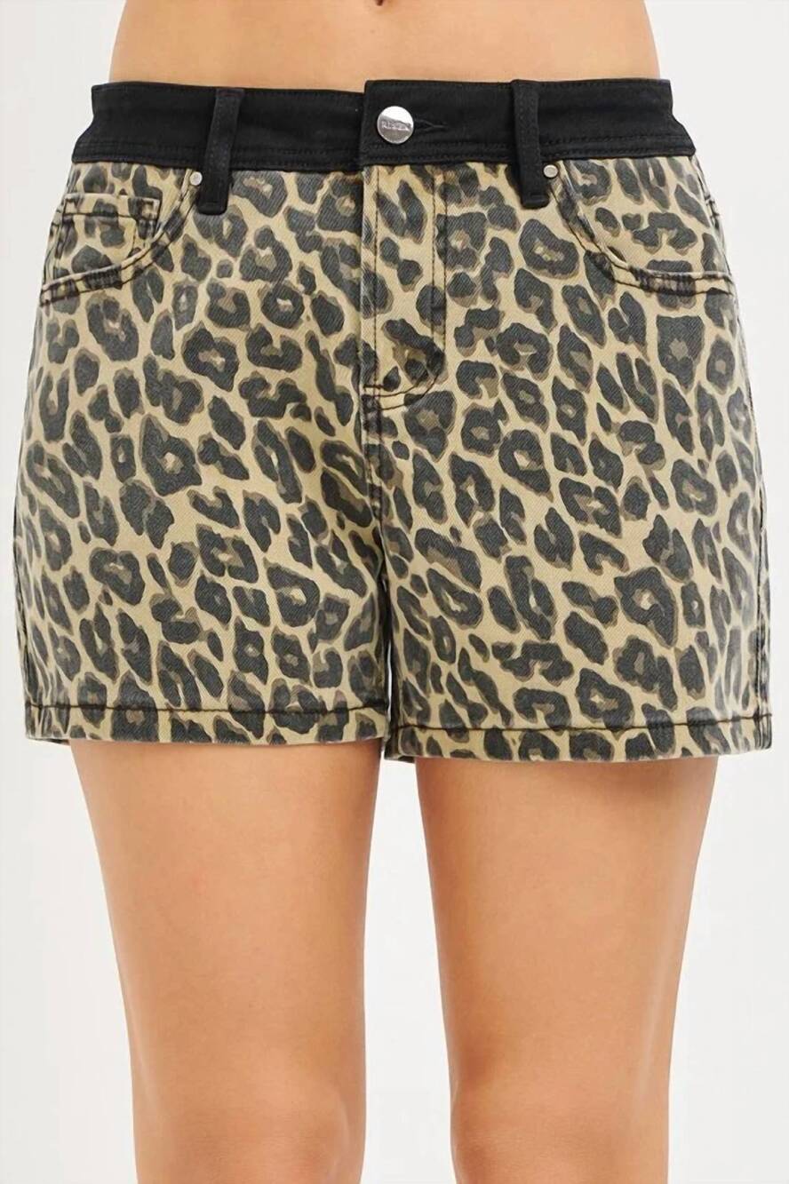NEW RISEN high-rise animal print shorts in leopard